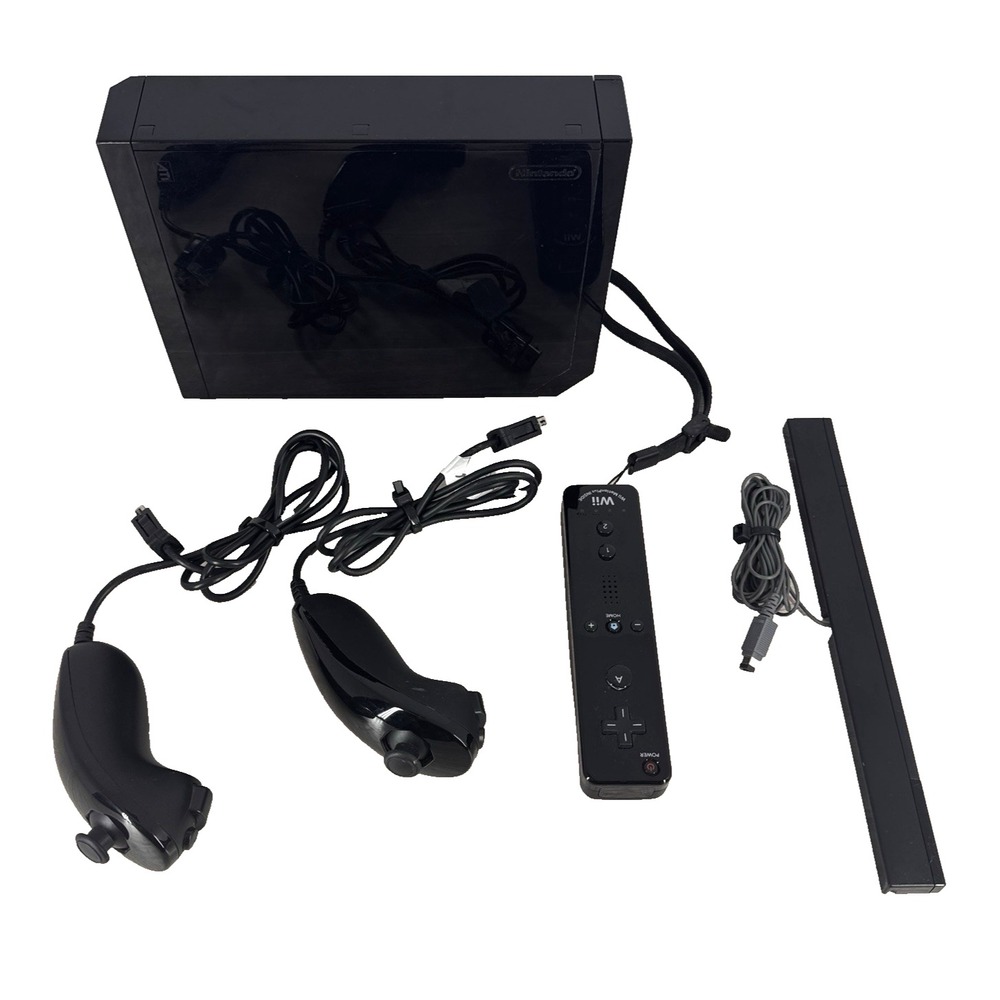 Nintendo Wii RVL-101 Console BUNDLE w/ Remote Sensor‎ Bar AV Cable 2 Nunchuks